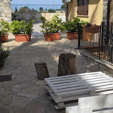 Villa Aurora Per Vacanze-2